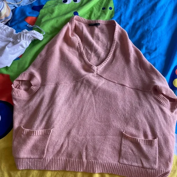 sweater - Picture 2 of 2